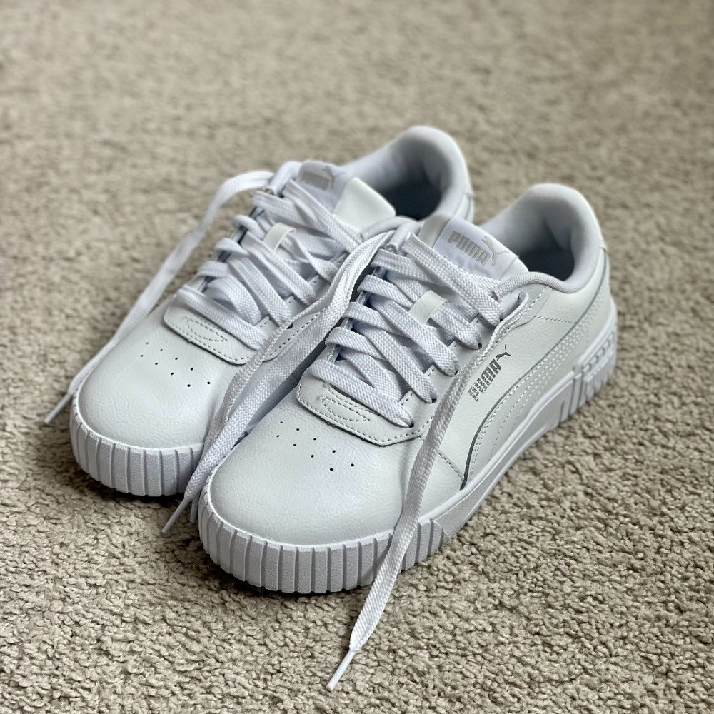 BARELY WORN Puma Women's Carina 2.0 Sneaker (Size 8)